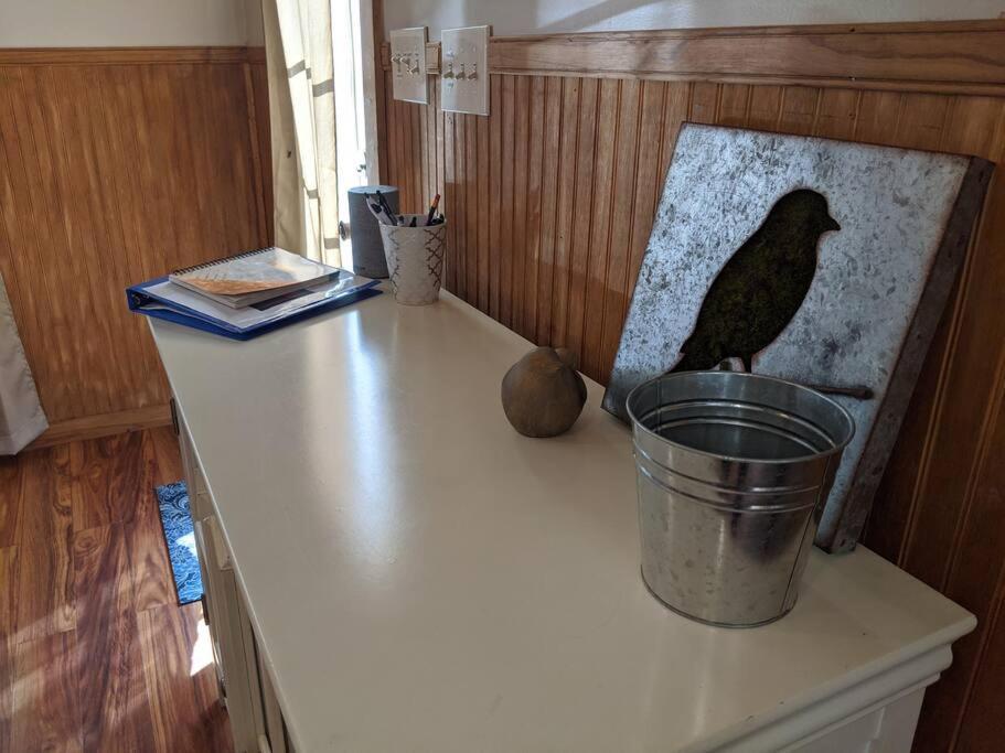 Our Private Wooded Cabin Chatham Екстер'єр фото